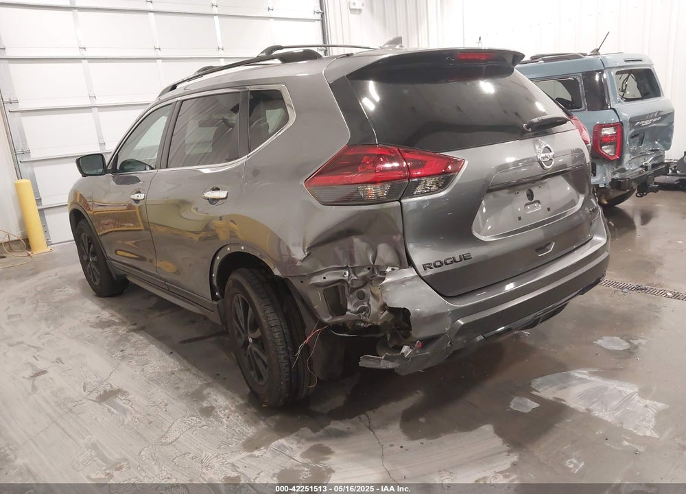 2018 NISSAN ROGUE SV VIN: 5N1AT2MV3JC739694