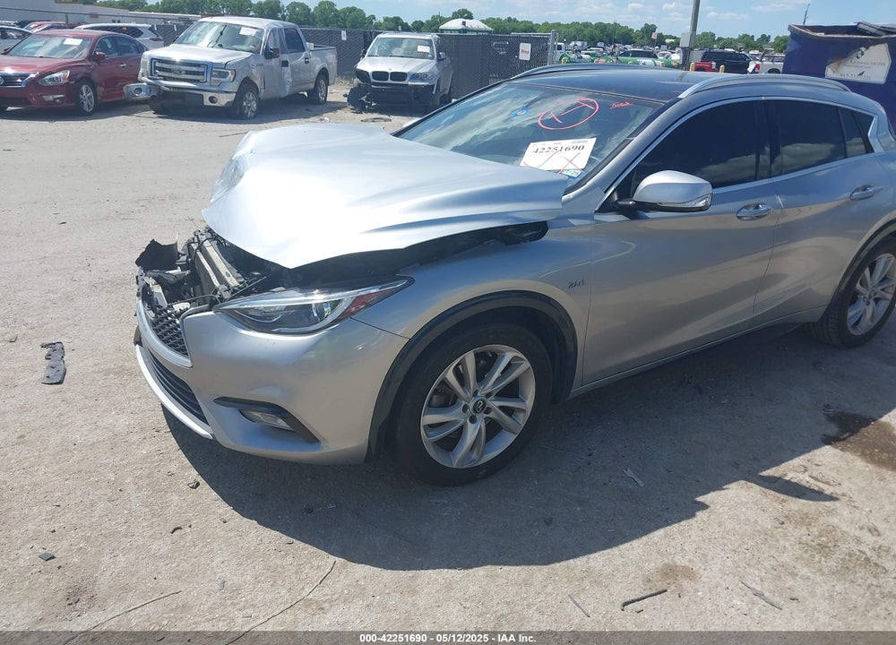 2017 INFINITI QX30 PREMIUM VIN: SJKCH5CP1HA025374
