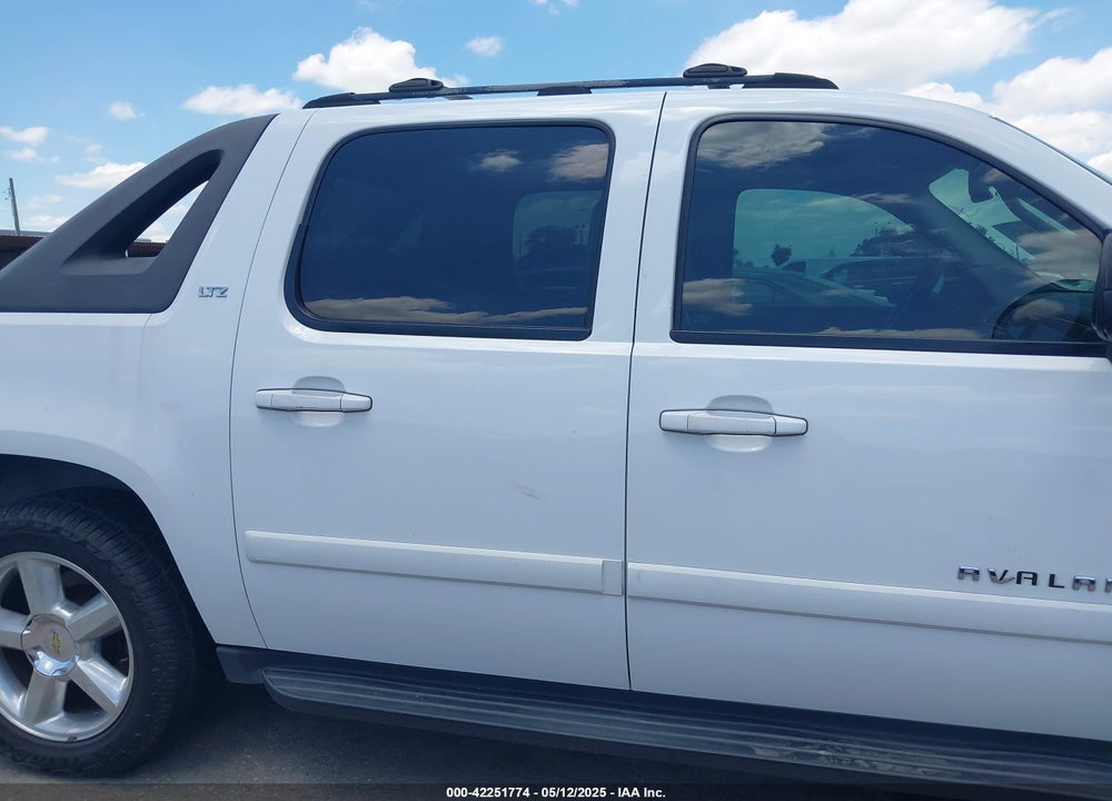 2007 CHEVROLET AVALANCHE 1500 LTZ VIN: 3GNFK12397G141485