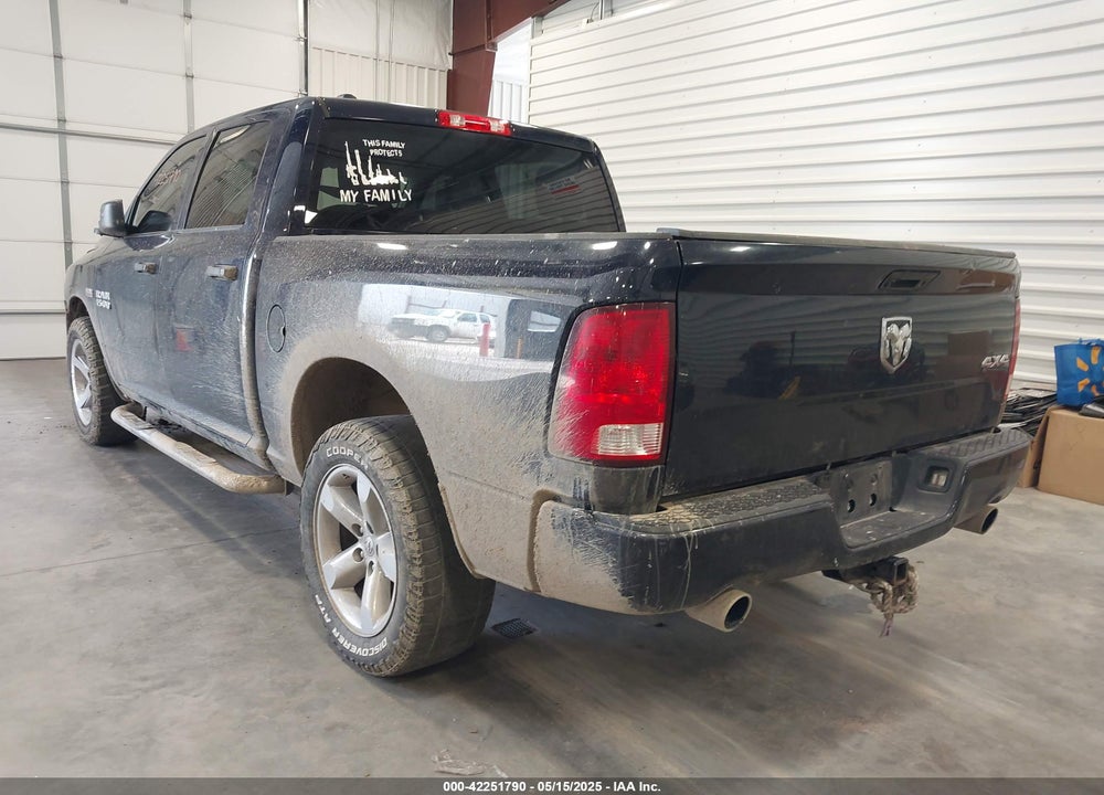 2017 RAM 1500 VIN: 1C6RR7KT2HS823601