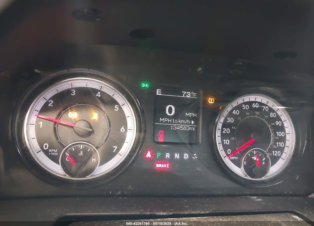 2017 RAM 1500 VIN: 1C6RR7KT2HS823601