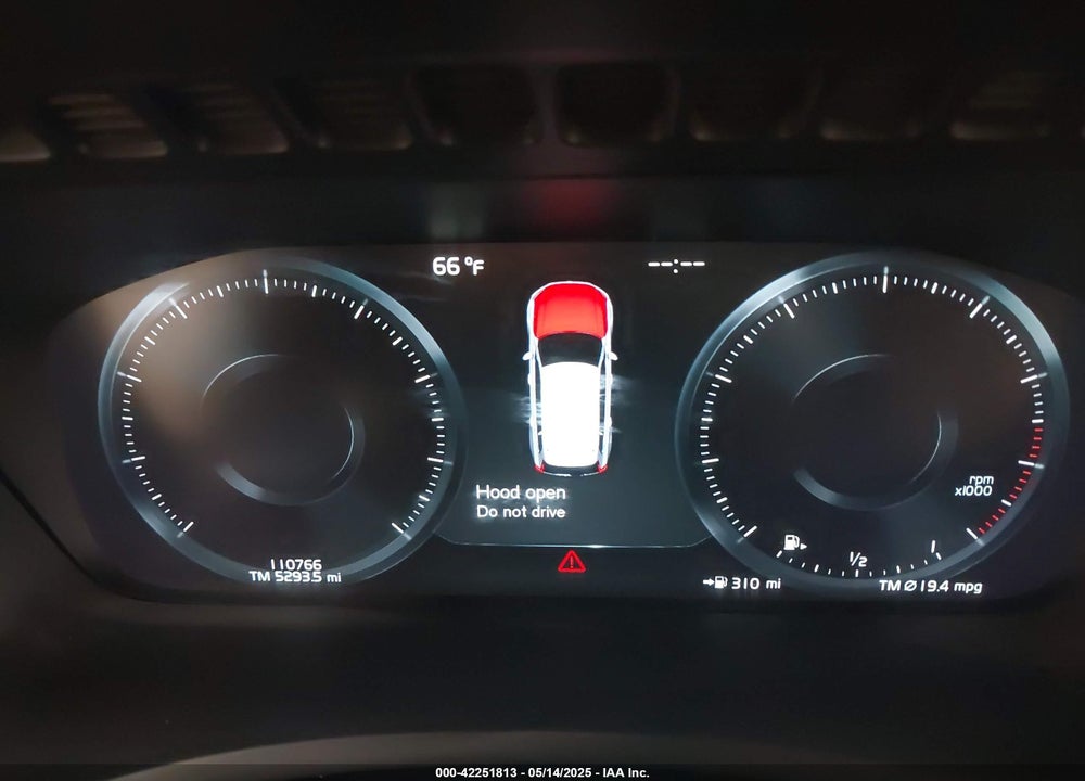 2018 VOLVO XC90 VIN: YV4A22PK2J1321659