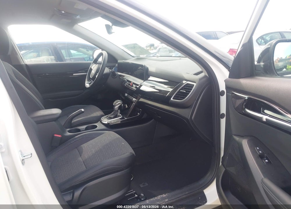 2025 KIA SELTOS VIN: KNDEU2AA6S7669302