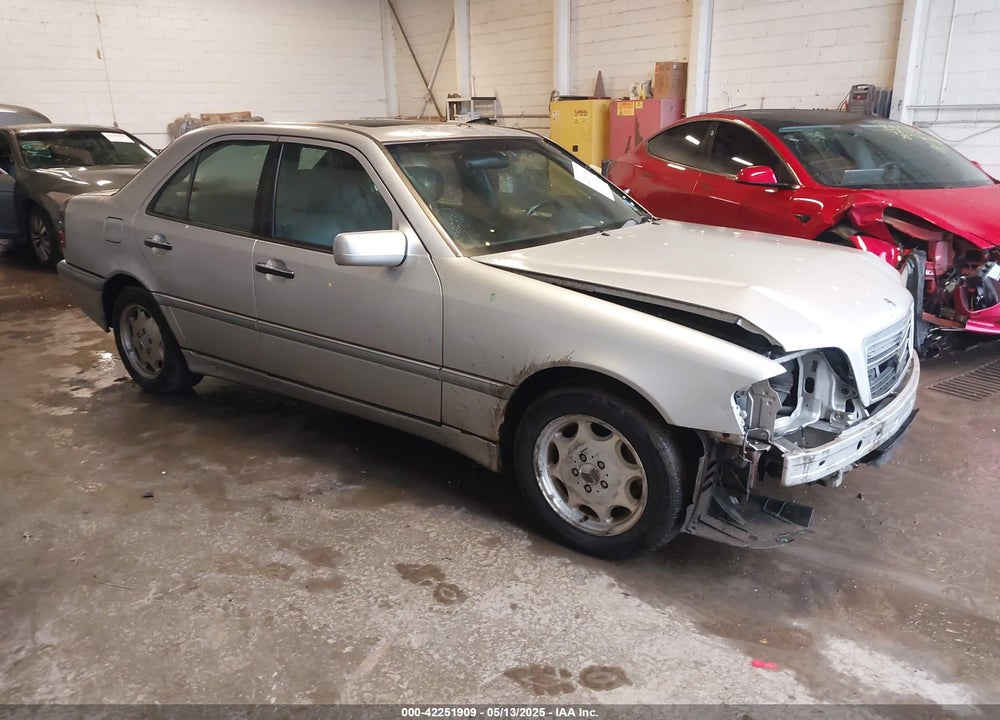 1999 MERCEDES-BENZ C 230 KOMPRESSOR VIN: WDBHA24G5XA711781