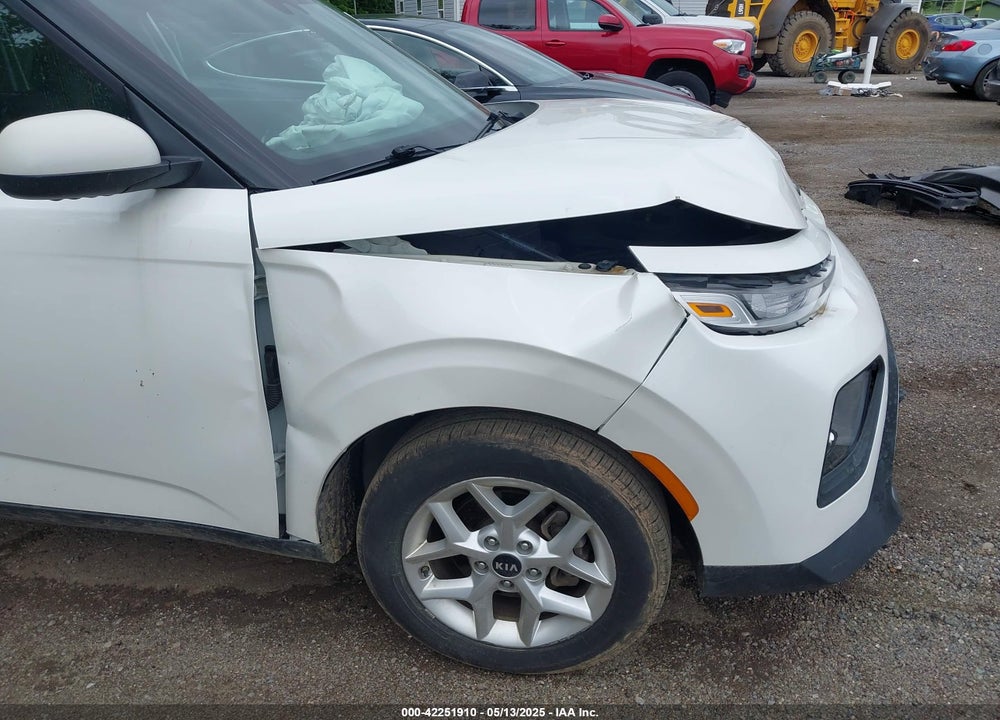 2020 KIA SOUL VIN: KNDJ23AU0L7722100