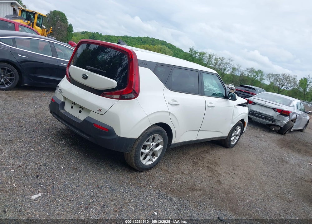 2020 KIA SOUL VIN: KNDJ23AU0L7722100