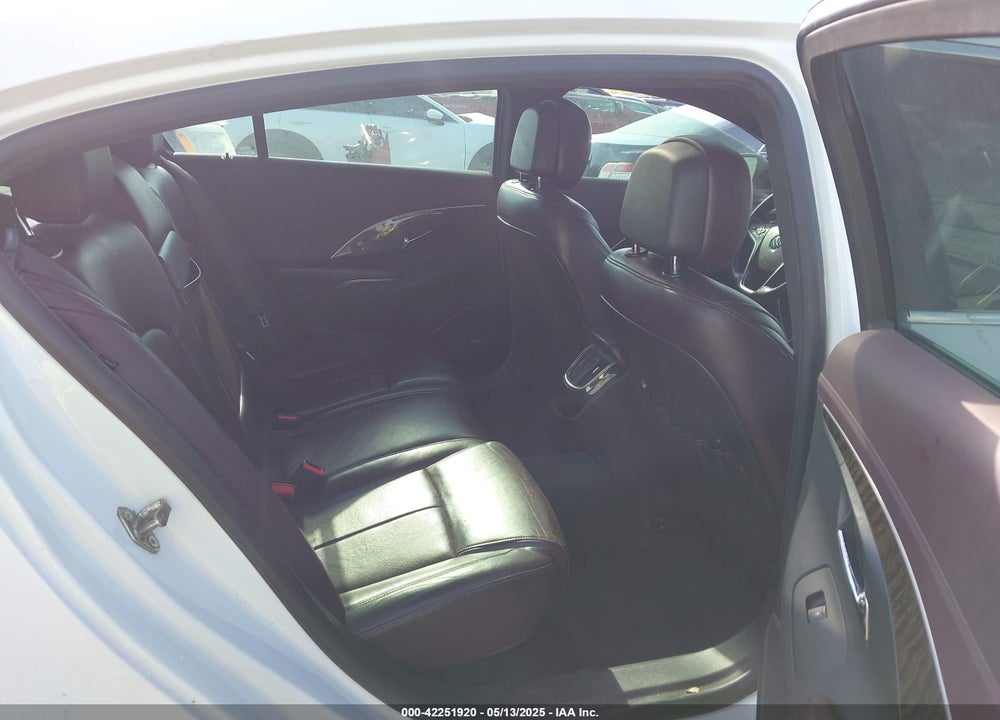 2014 BUICK LACROSSE VIN: 1G4GF5G3XEF202760