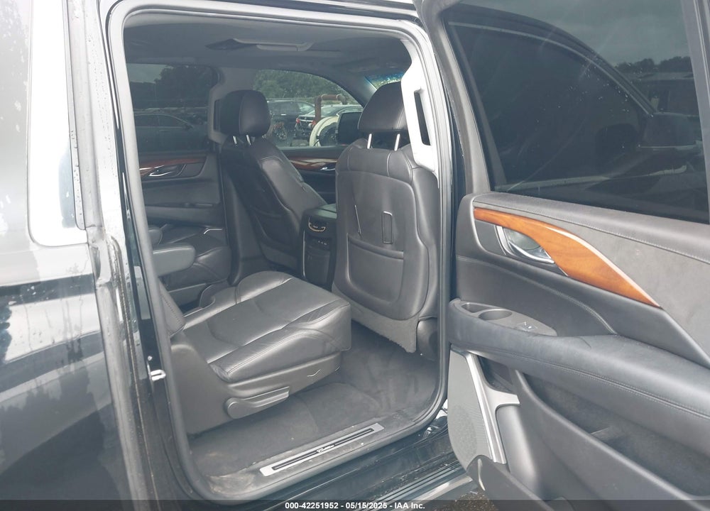 2017 CADILLAC ESCALADE VIN: 1GYS4JKJ0HR229076