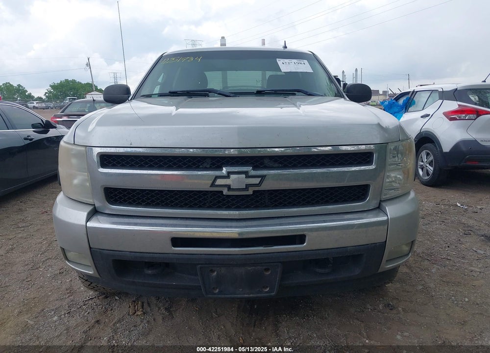 2011 CHEVROLET SILVERADO 1500 LT VIN: 3GCPKSE36BG137658
