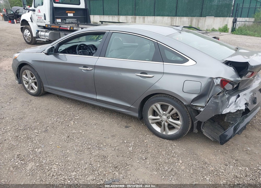 2019 HYUNDAI SONATA VIN: 5NPE34AF3KH758945