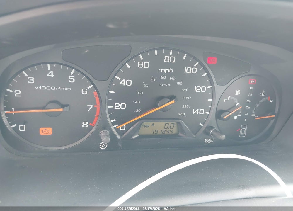 2002 HONDA ACCORD 2.3 VP VIN: 1HGCF86612A091753