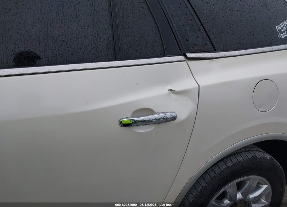 2012 BUICK ENCLAVE VIN: 5GAKVDED8CJ180177
