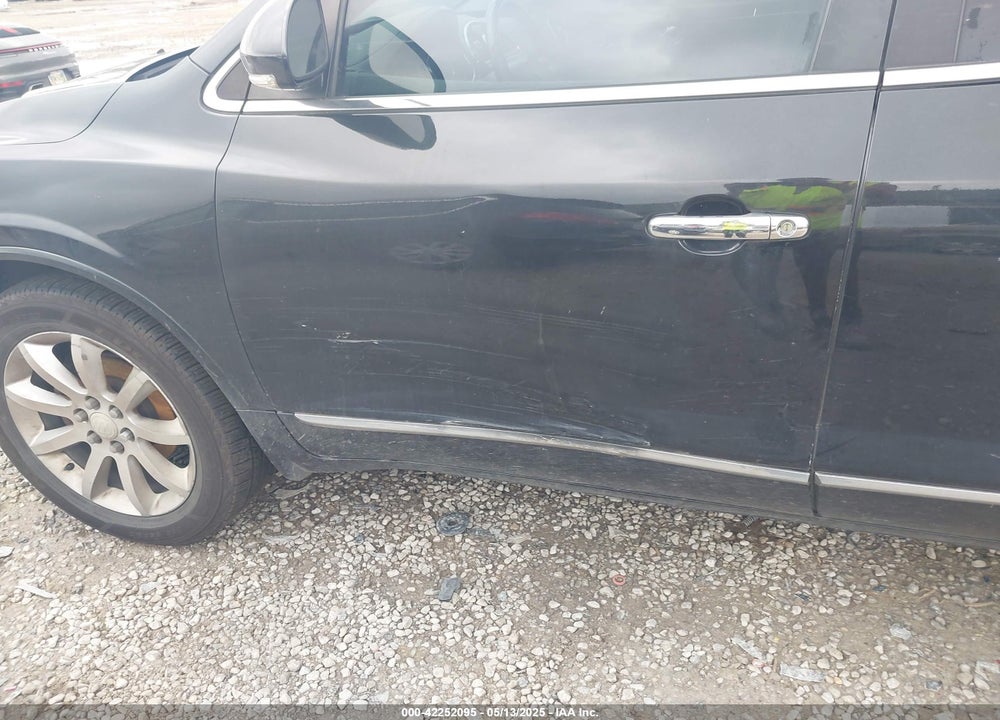 2013 BUICK ENCLAVE PREMIUM VIN: 5GAKRDKDXDJ108620