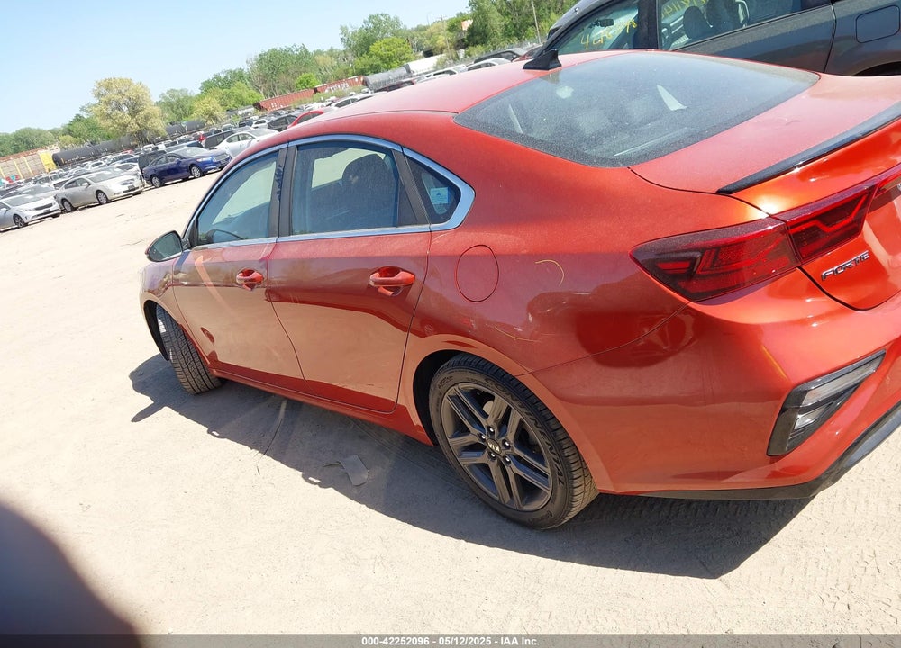 2019 KIA FORTE VIN: 3KPF54AD4KE068588