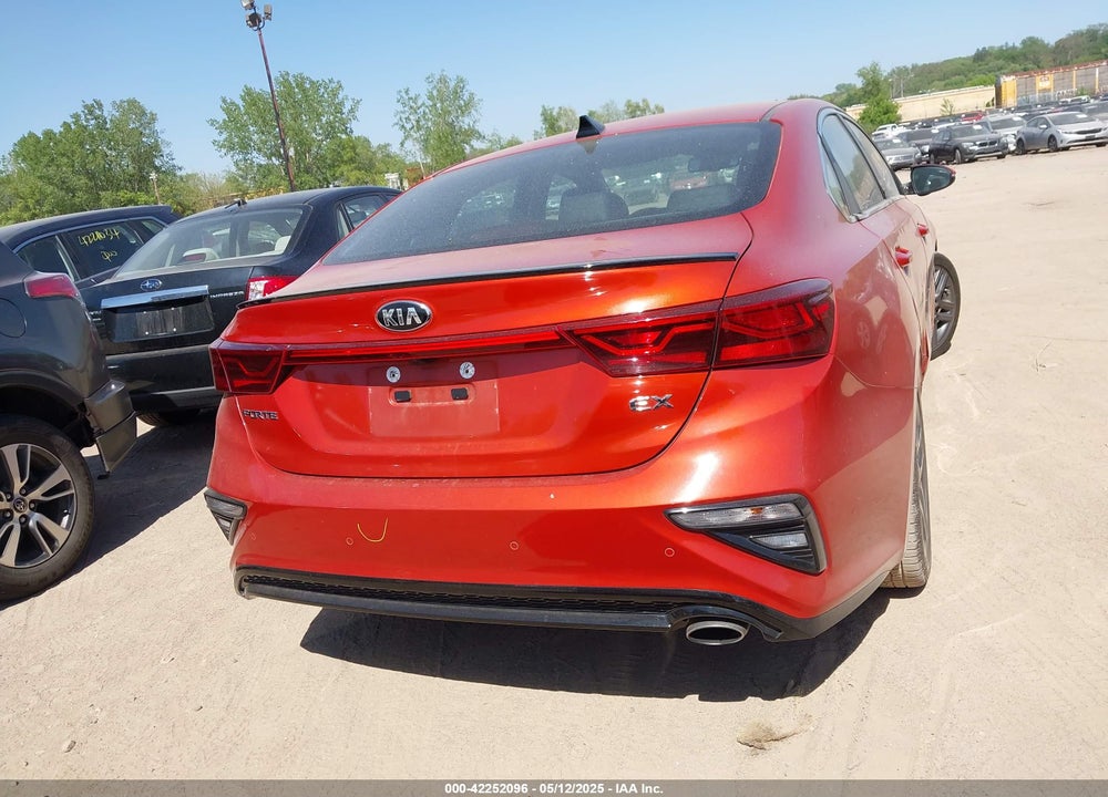 2019 KIA FORTE VIN: 3KPF54AD4KE068588