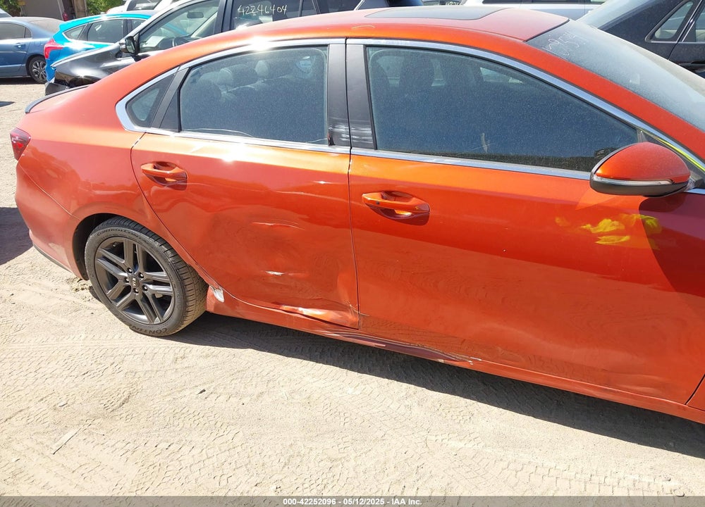 2019 KIA FORTE VIN: 3KPF54AD4KE068588