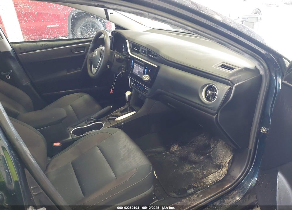 2019 TOYOTA COROLLA VIN: 2T1BURHE3KC161159
