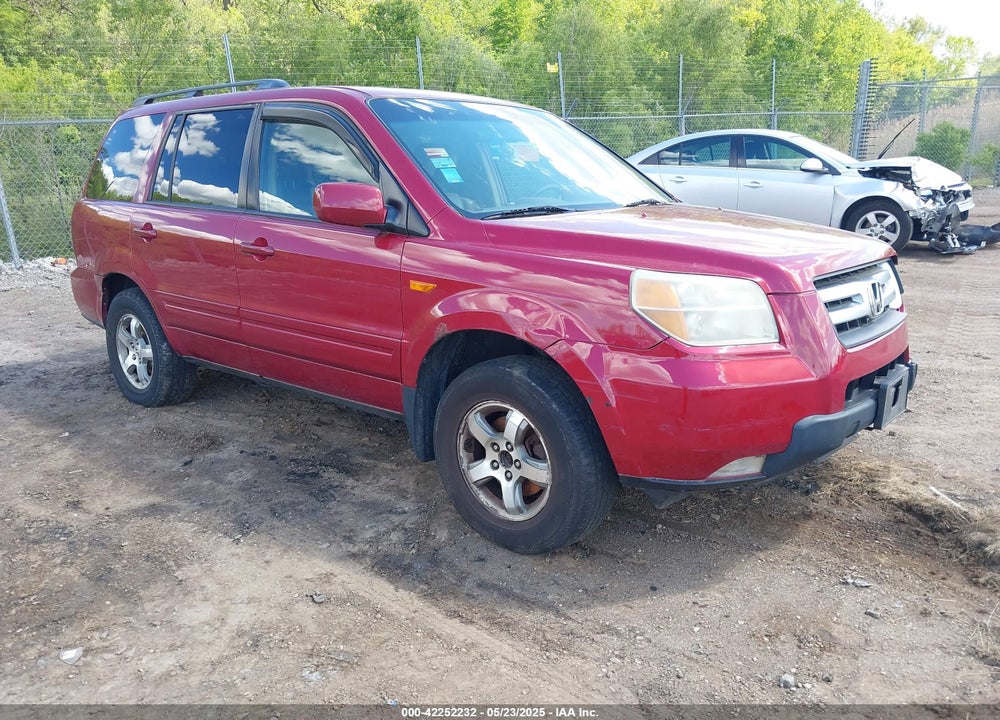 2006 HONDA PILOT EX-L VIN: 5FNYF18596B000449