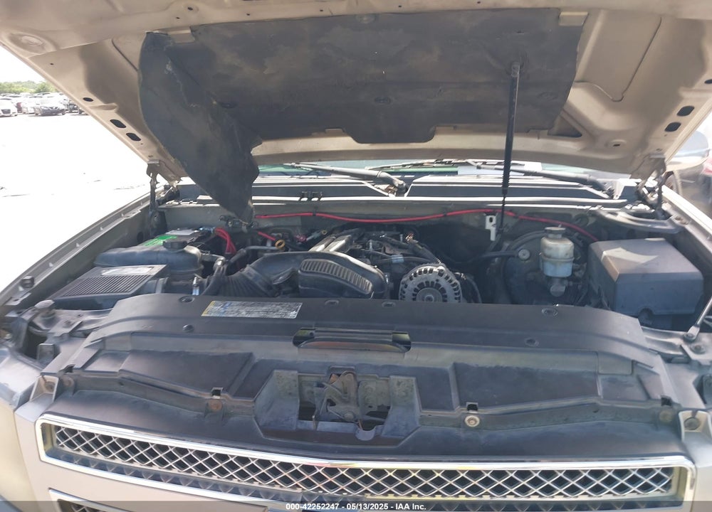 2008 CHEVROLET SUBURBAN VIN: 3GNFC16J88G209055