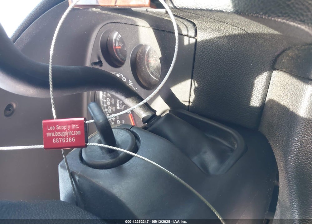 2008 CHEVROLET SUBURBAN VIN: 3GNFC16J88G209055
