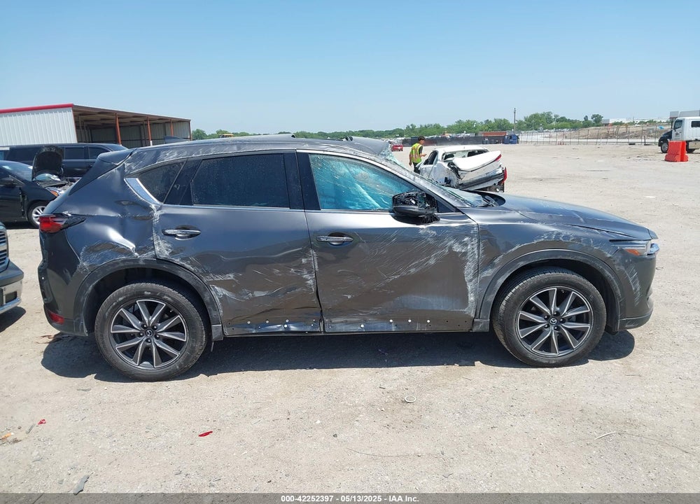 2017 MAZDA CX-5 GRAND TOURING VIN: JM3KFBDL5H0117597