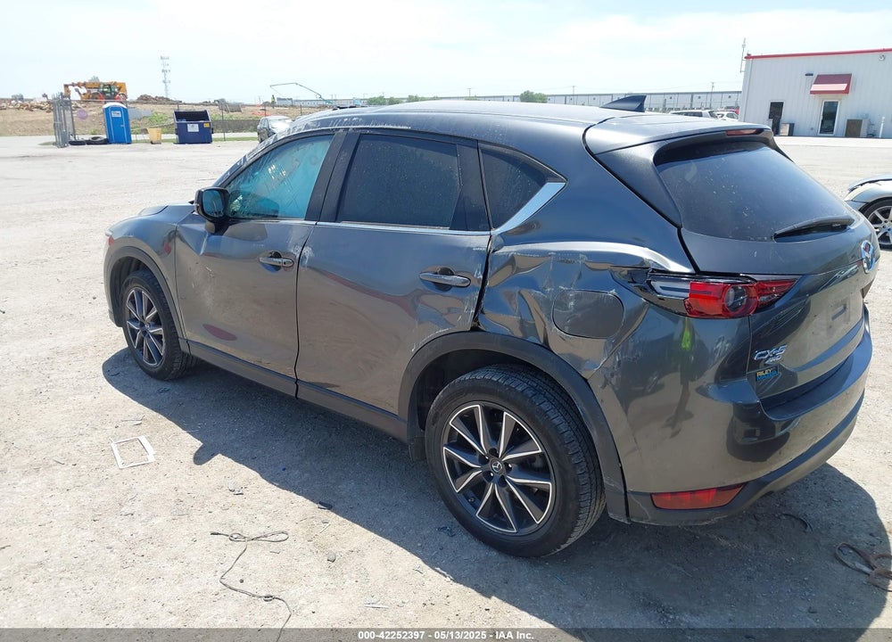 2017 MAZDA CX-5 GRAND TOURING VIN: JM3KFBDL5H0117597
