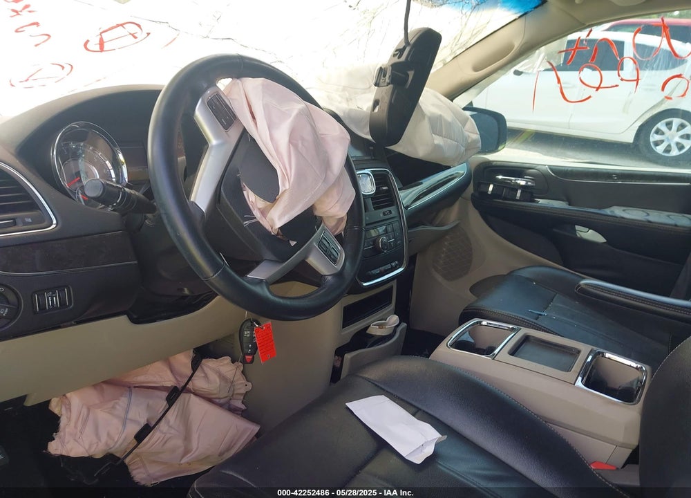 2015 CHRYSLER TOWN & COUNTRY TOURING VIN: 2C4RC1BG3FR715576
