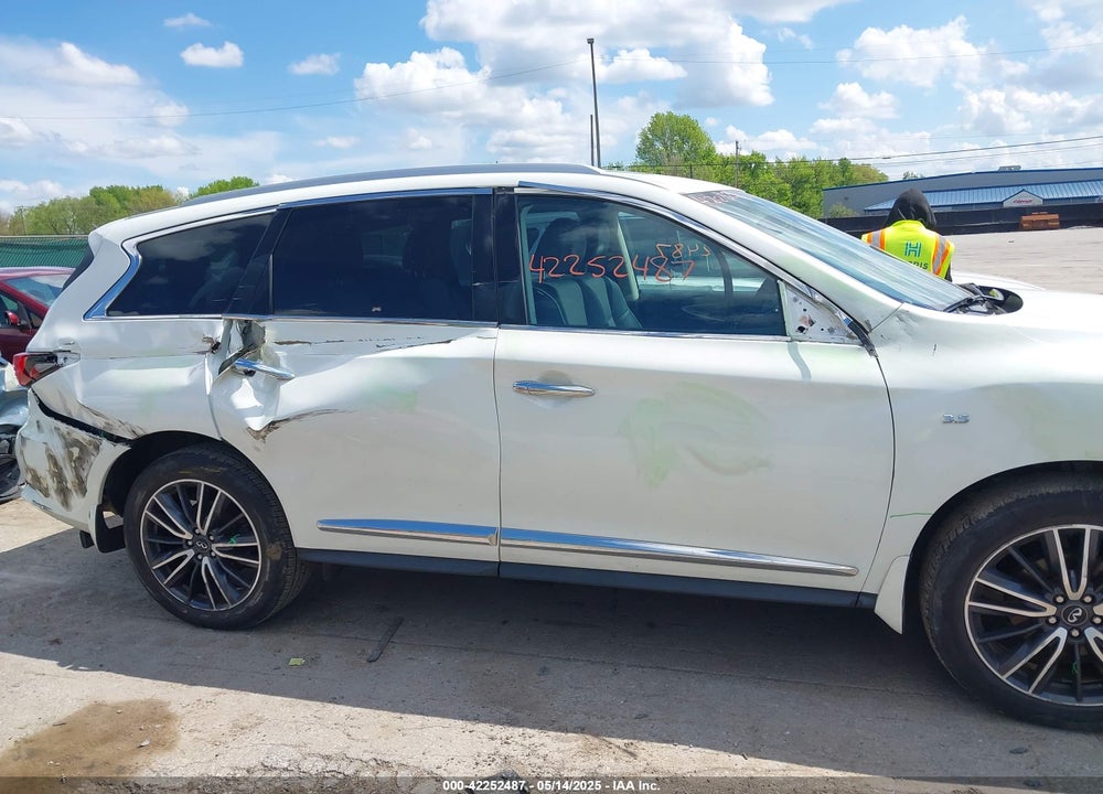 2020 INFINITI QX60 VIN: 5N1DL0MM3LC548742