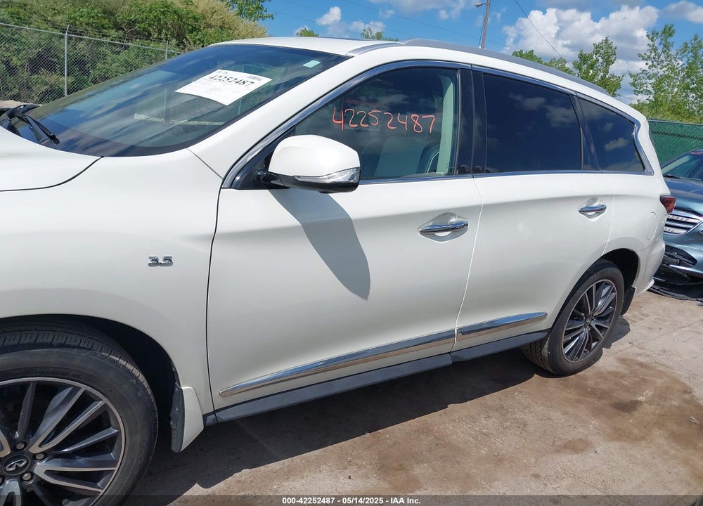 2020 INFINITI QX60 VIN: 5N1DL0MM3LC548742