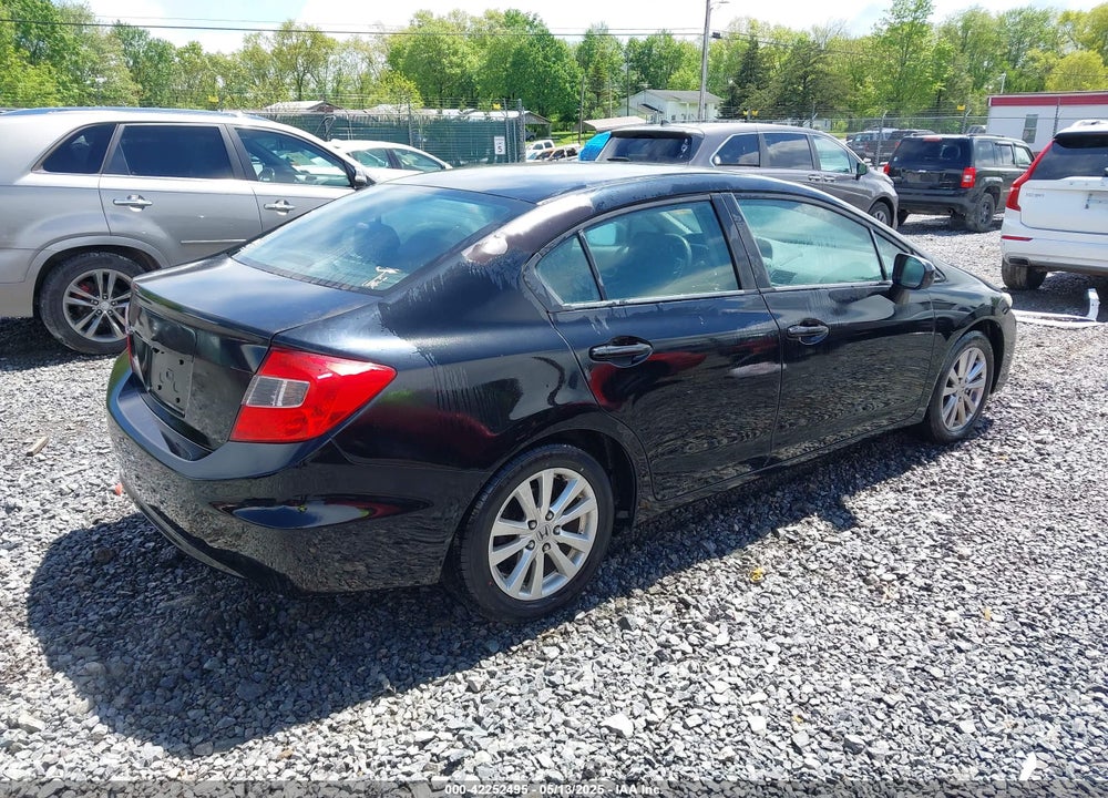 2015 HONDA CIVIC LX VIN: 19XFB2F5XFE102330