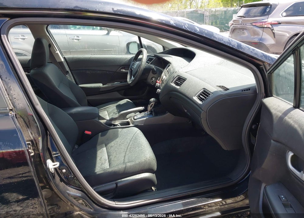 2015 HONDA CIVIC LX VIN: 19XFB2F5XFE102330