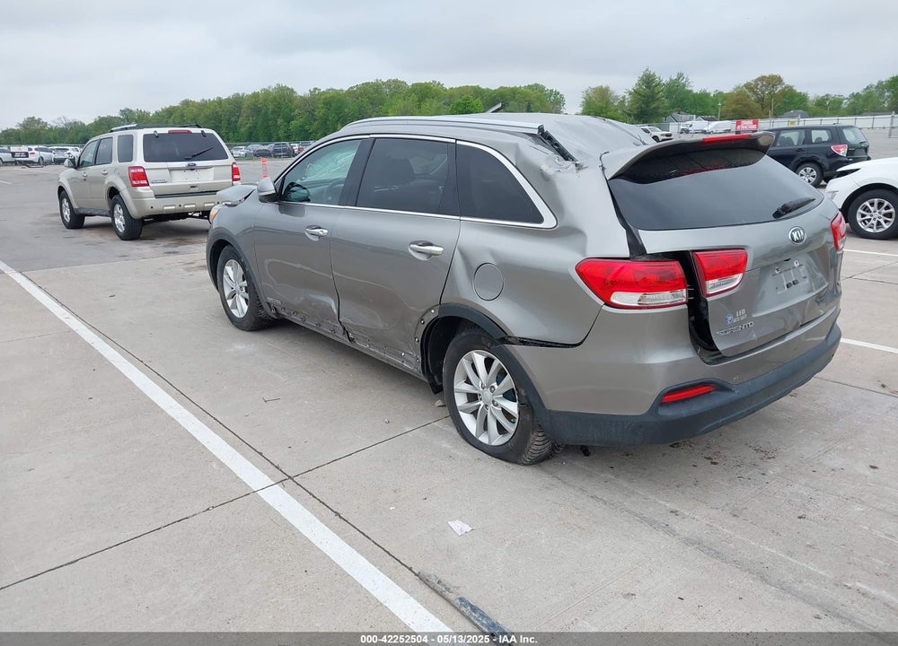 2018 KIA SORENTO VIN: 5XYPGDA53JG370995