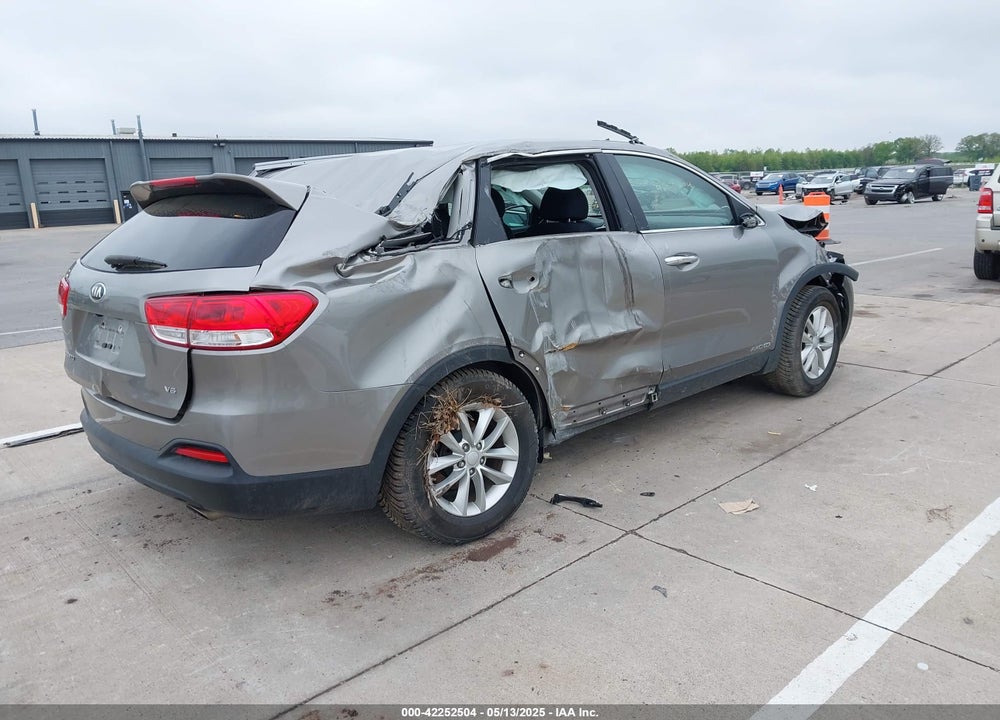 2018 KIA SORENTO VIN: 5XYPGDA53JG370995