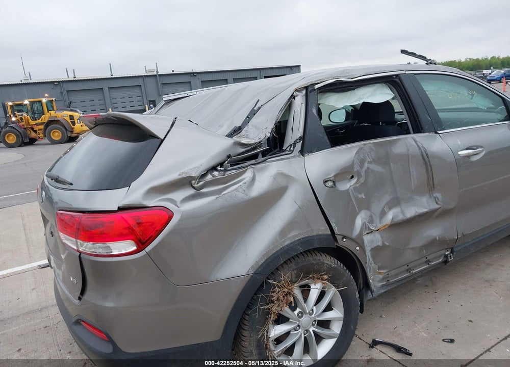 2018 KIA SORENTO VIN: 5XYPGDA53JG370995