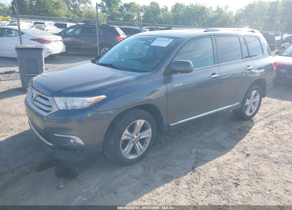 2011 TOYOTA HIGHLANDER LIMITED V6 VIN: 5TDDK3EH7BS068694