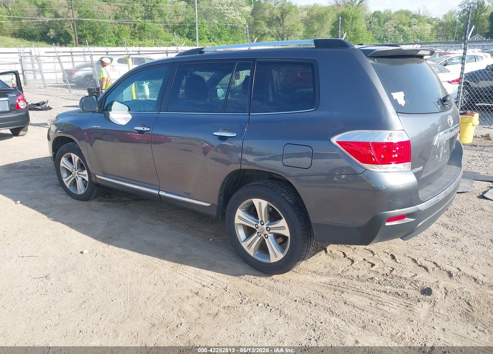2011 TOYOTA HIGHLANDER LIMITED V6 VIN: 5TDDK3EH7BS068694