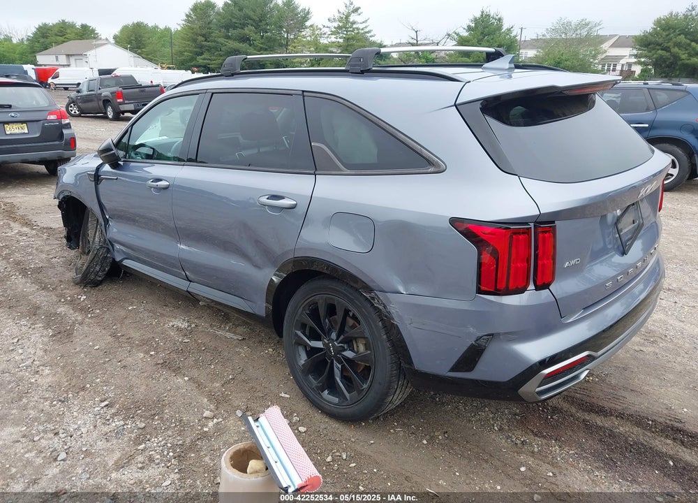 2022 KIA SORENTO VIN: 5XYRKDLF2NG071906