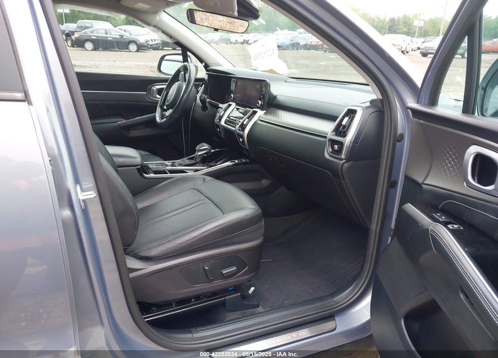 2022 KIA SORENTO VIN: 5XYRKDLF2NG071906