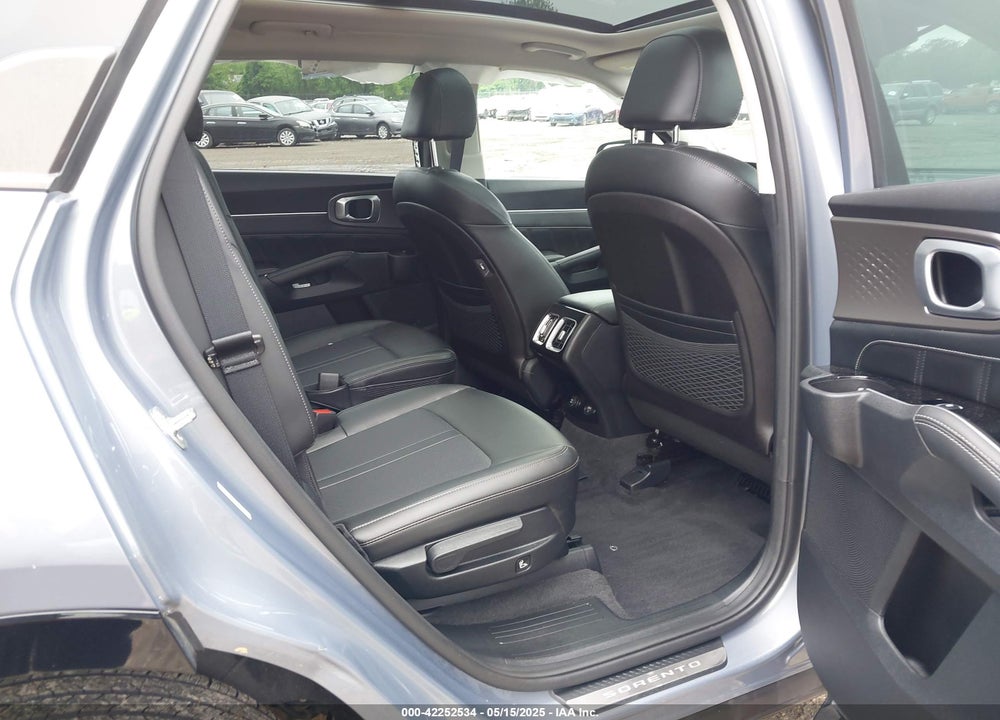 2022 KIA SORENTO VIN: 5XYRKDLF2NG071906