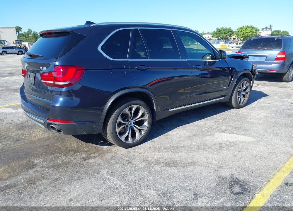 2017 BMW X5 VIN: 5UXKR2C35H0X05323