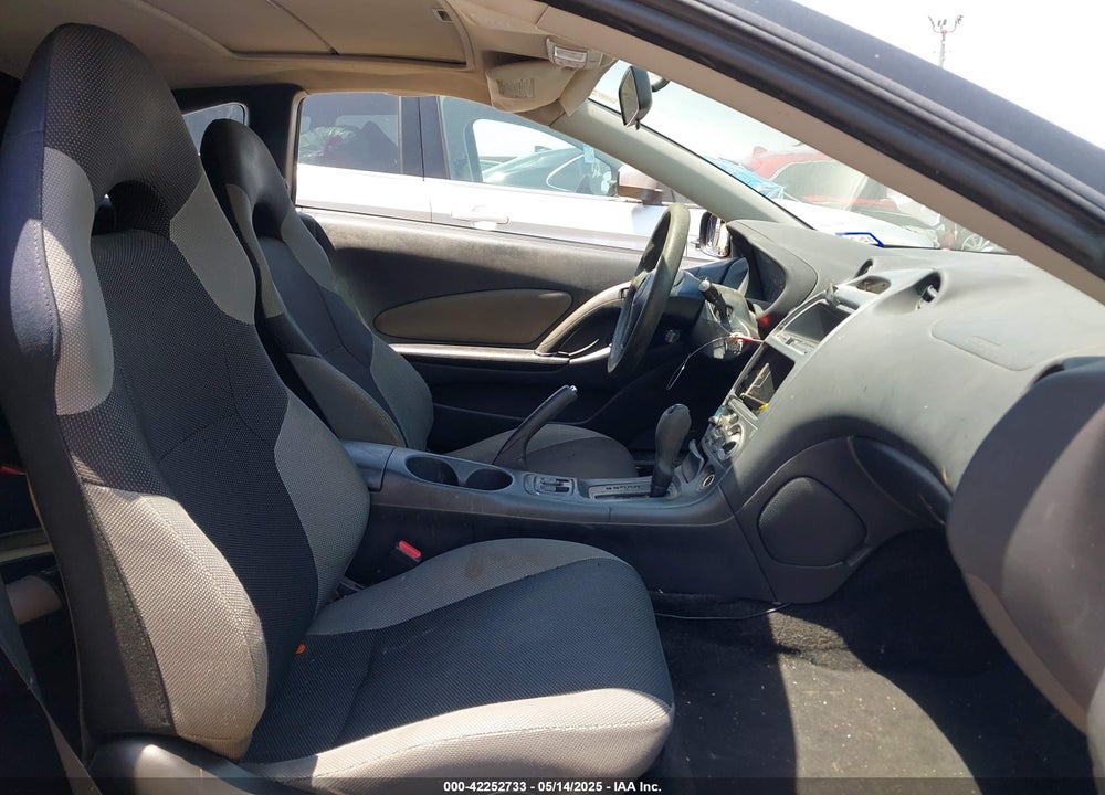 2004 TOYOTA CELICA GT VIN: JTDDR32T740175402