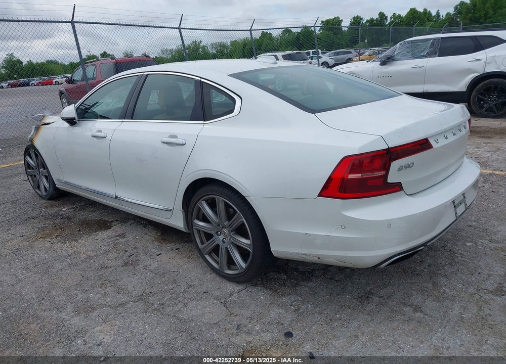 2017 VOLVO S90 VIN: YV1A22MLXH1008010