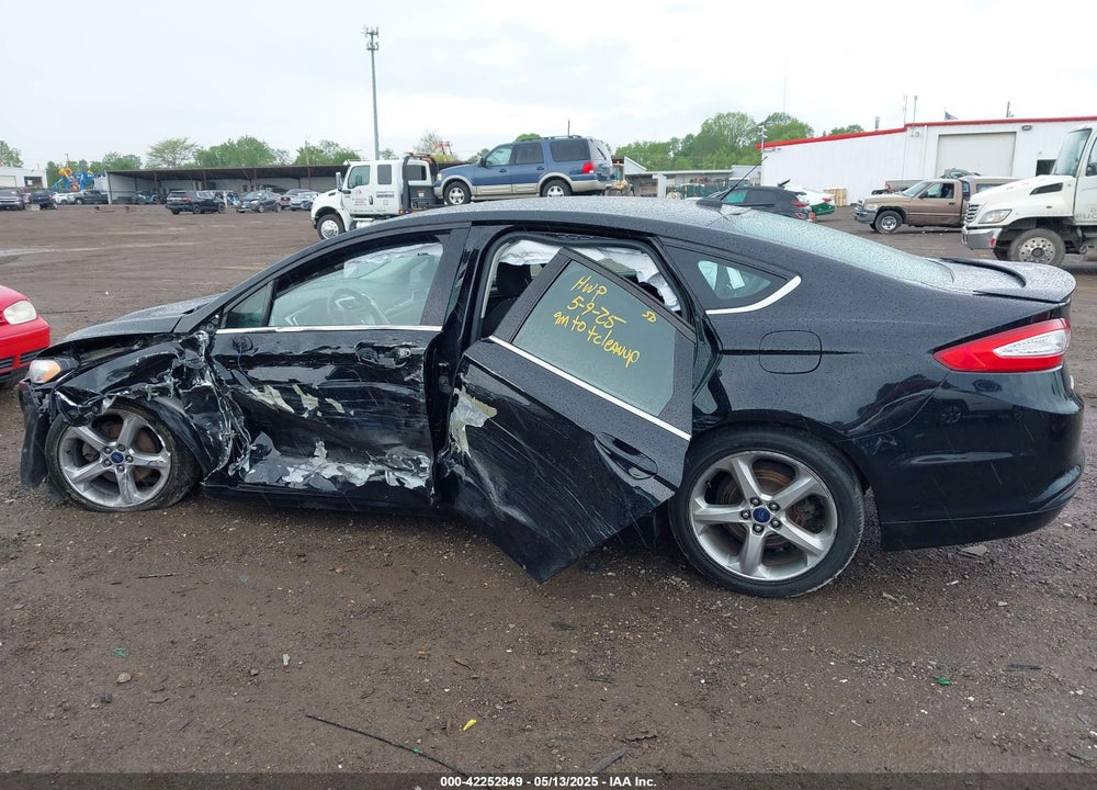 2016 FORD FUSION SE VIN: 3FA6P0H72GR242831