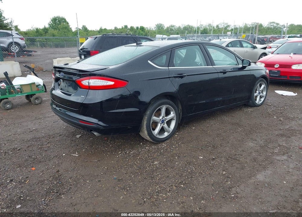 2016 FORD FUSION SE VIN: 3FA6P0H72GR242831