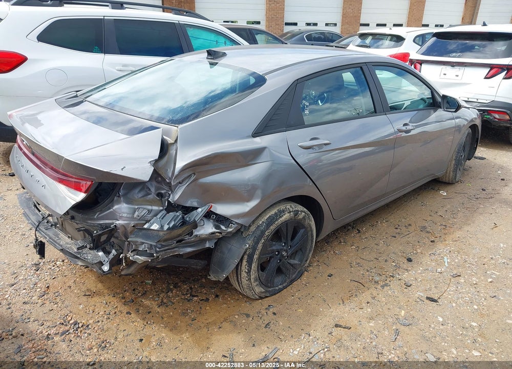 2023 HYUNDAI ELANTRA VIN: KMHLM4AG8PU555989
