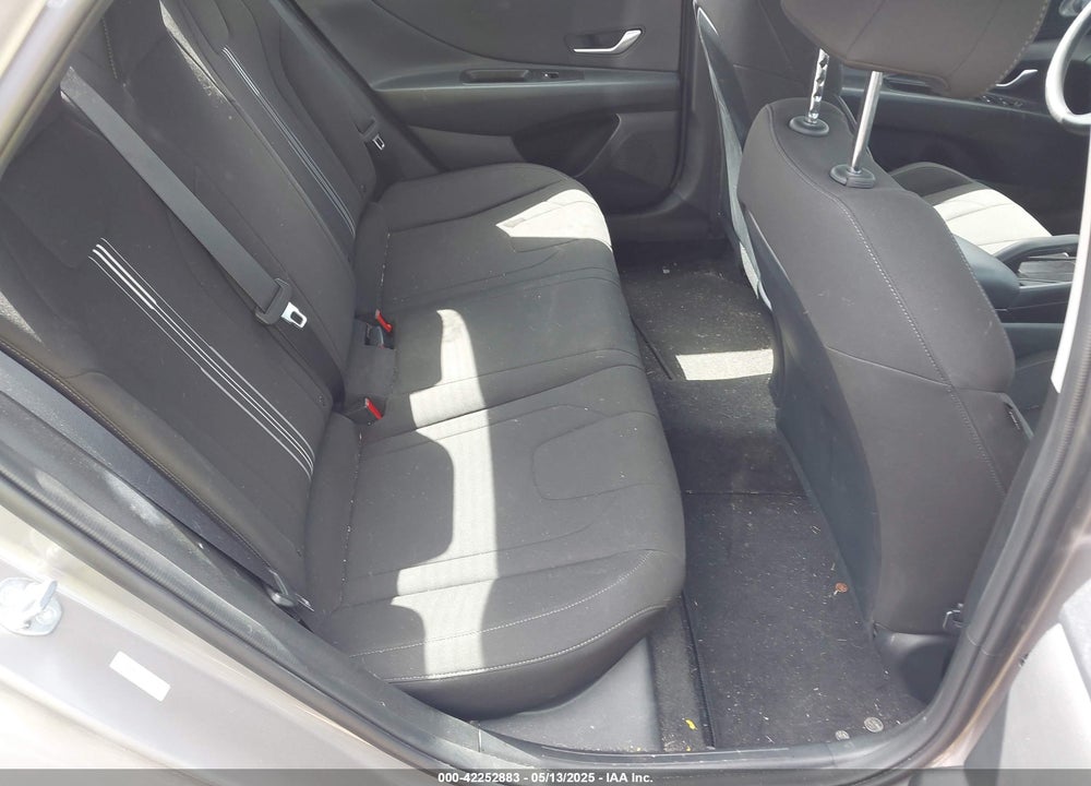 2023 HYUNDAI ELANTRA VIN: KMHLM4AG8PU555989