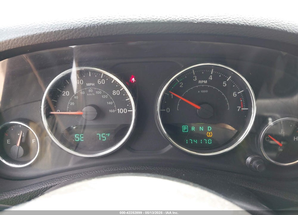 2011 JEEP WRANGLER UNLIMITED VIN: 1J4BA5H1XBL592843