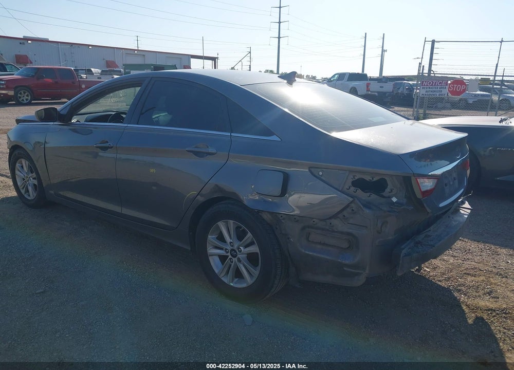 2011 HYUNDAI SONATA VIN: 5NPEB4AC6BH194989