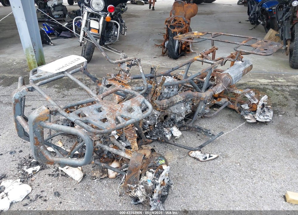 2025 HONDA TRX520 FA VIN: 1HFTE4670SJ101438