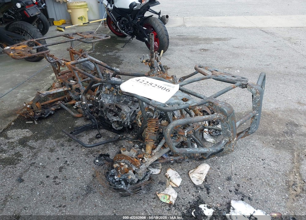 2025 HONDA TRX520 FA VIN: 1HFTE4670SJ101438